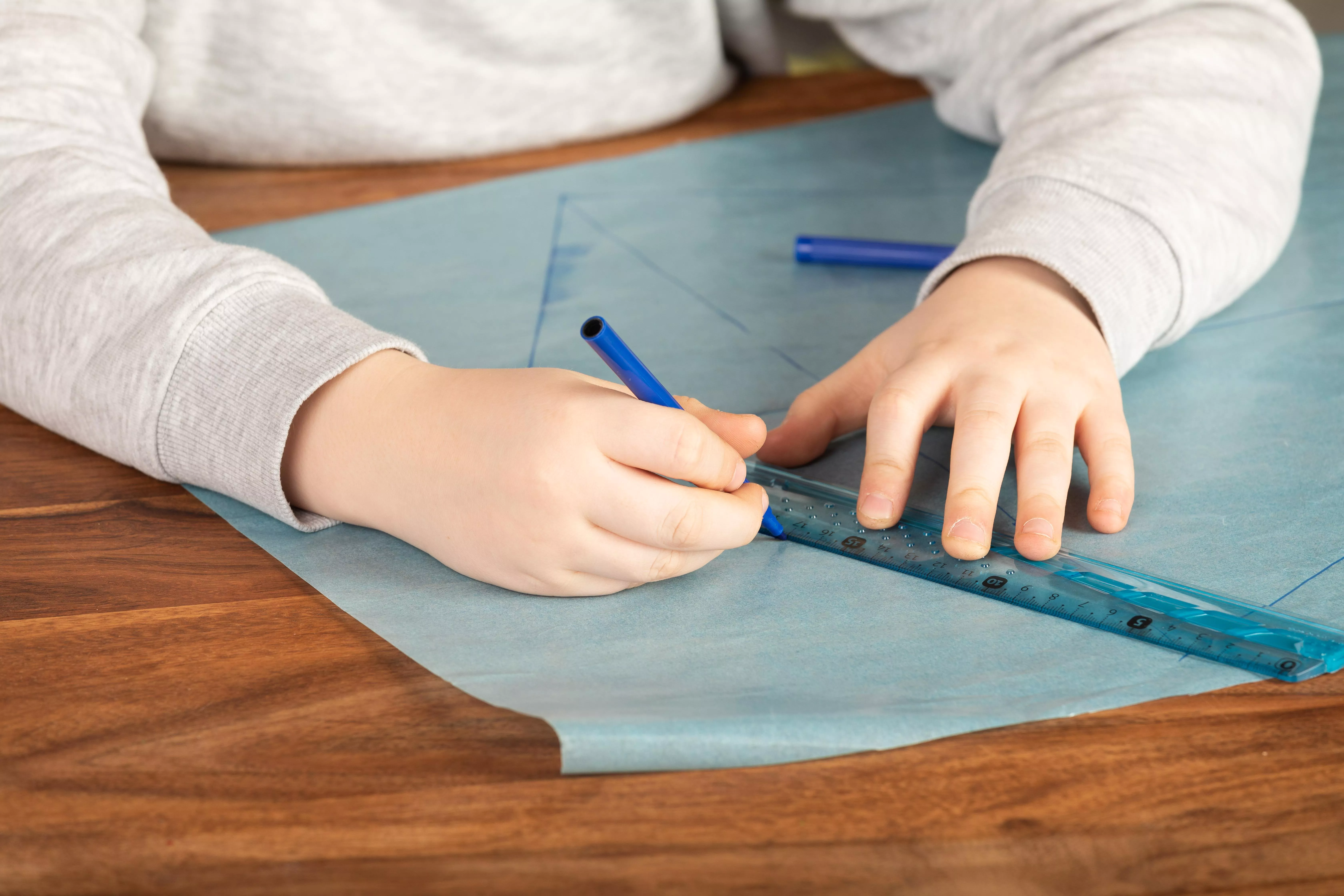 GS626001 Flugdrachen Linien zeichnen