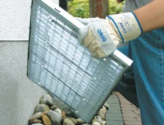 Sauberer Lichtschacht Alu