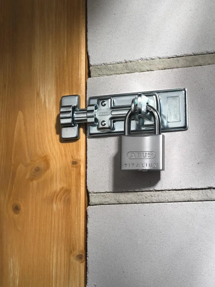 TITALIUM - VORHANGSCHLOSS