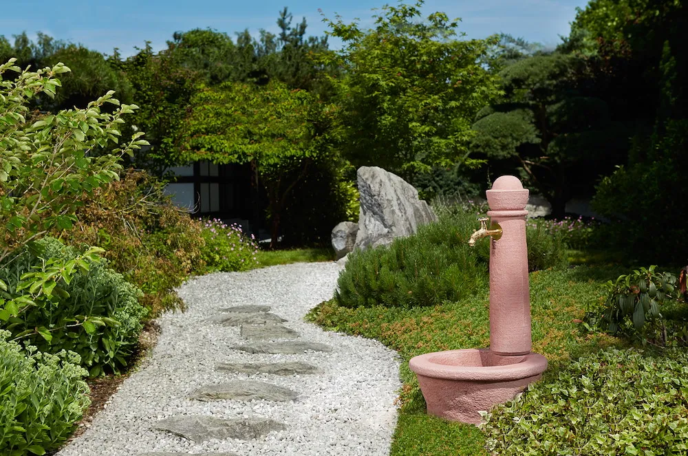 ROMA Steinbrunnen