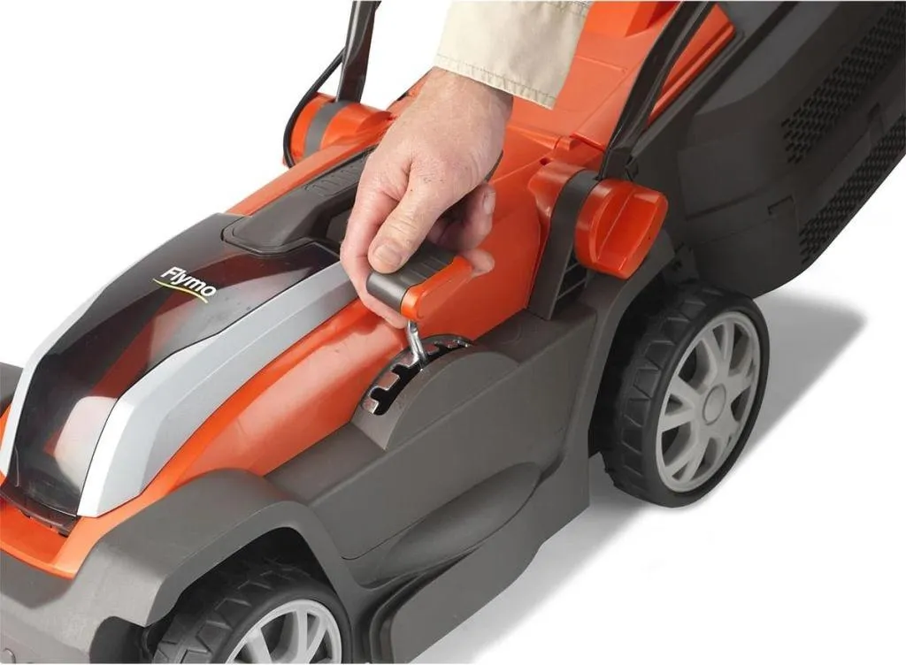 AKKU-MAEHER MIGHTI-MO 300 LI