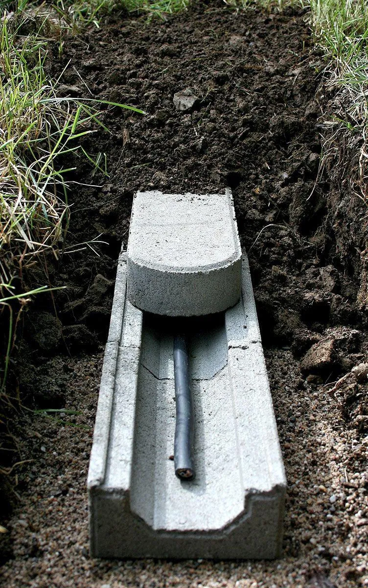 Kabel-Schlauch-Kanal