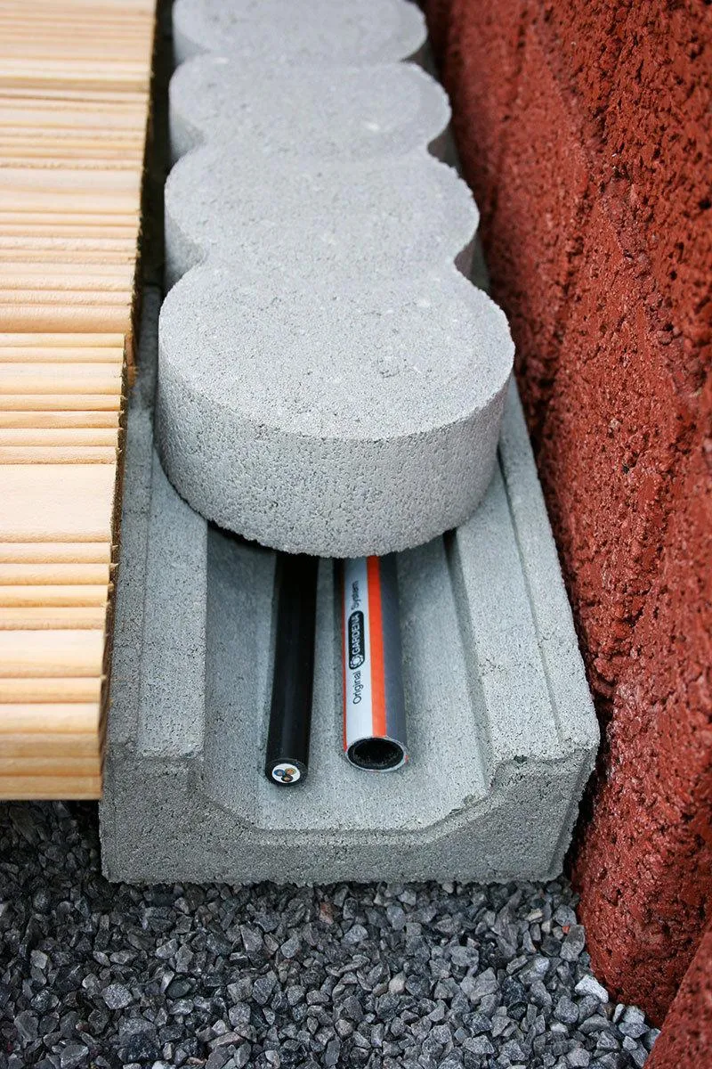 Kabel-Schlauch-Kanal