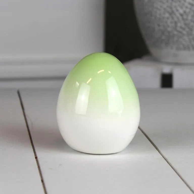 Porzellan-Ei mit Farbverlauf   6,6 x 6,6