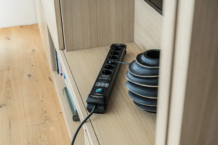 Premium-Line &Uuml;SS 6f. schwarz